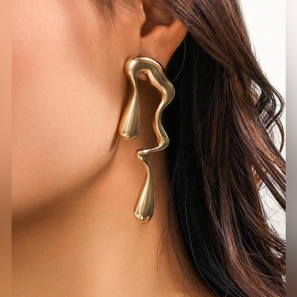 ✨Gold Abstract Drop Earrings - Picture 3 of 3